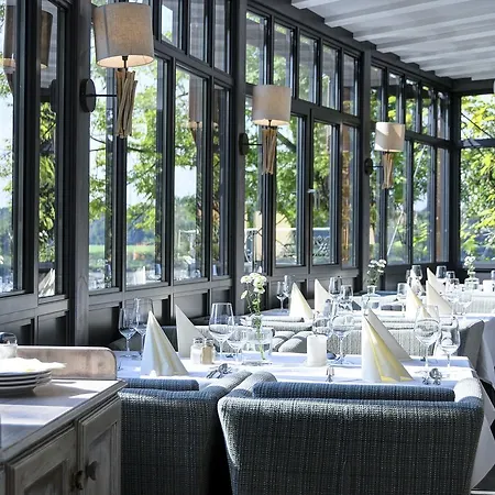 Elbterrasse Wachwitz 호텔