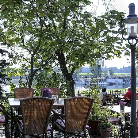 Hotel Elbterrasse Wachwitz