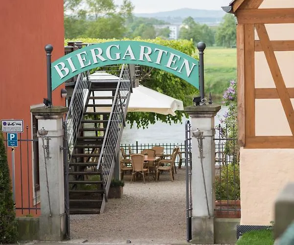 Отель Elbterrasse Wachwitz 3*